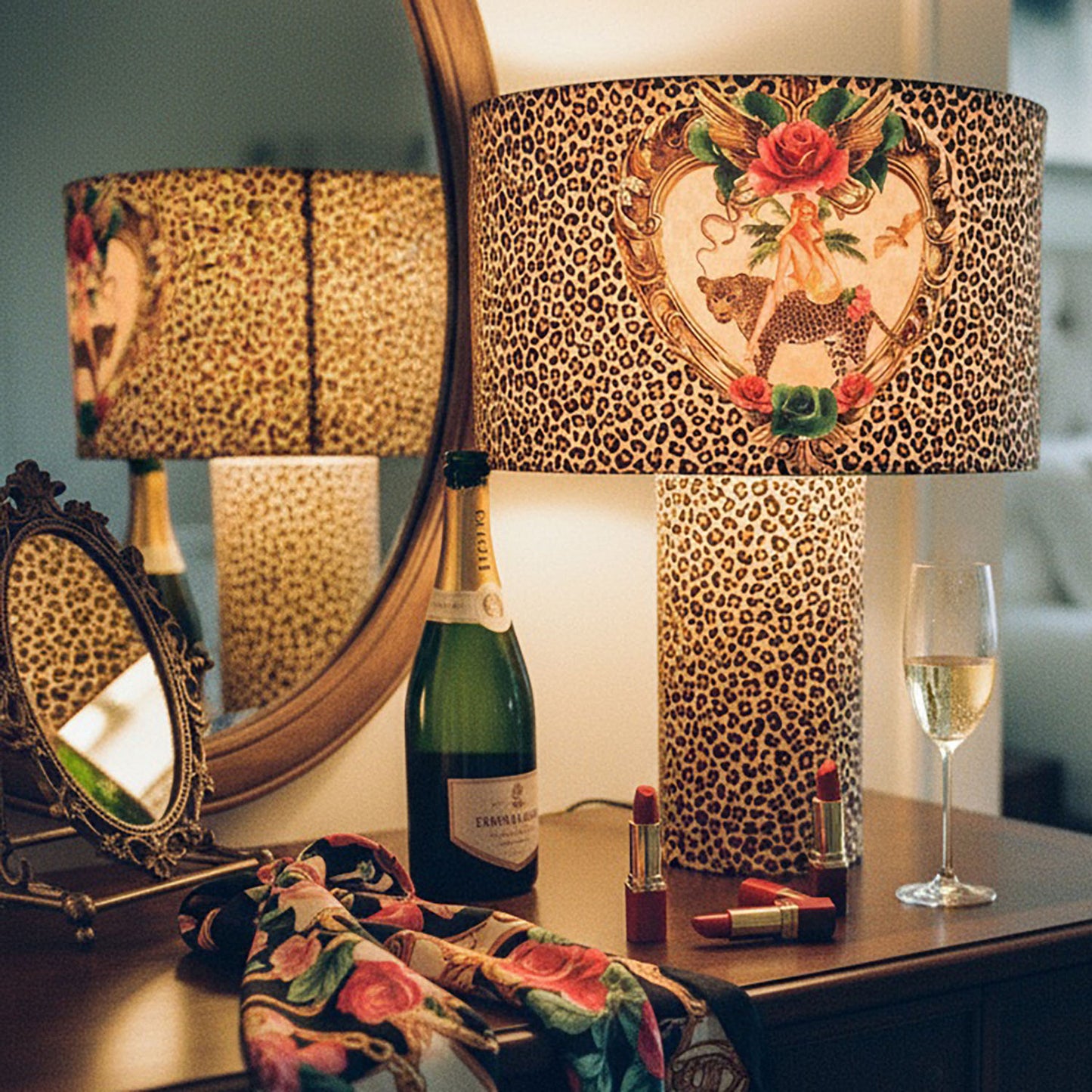 Tiger Rose Vintage Table Lamp