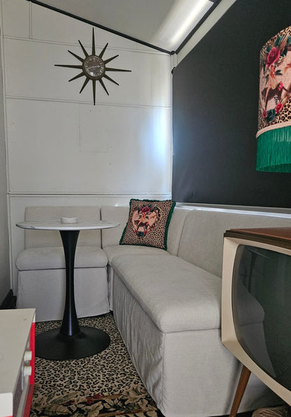 Tiger Rose Cushion Queen K